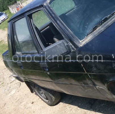 1988 model renault broadway 1.4 çıkma sağ takım kapı