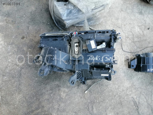 TOYOTA AURİS KALORİFER KAZANI ÇIKMA PARÇA
