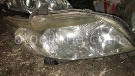 toyota corolla çıkma sağ far