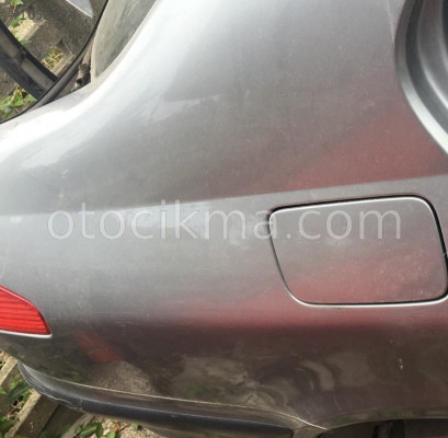 peugeot 607 çıkma sağ arka çamurluk