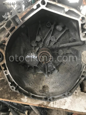 DACİA DUSTER ŞANZIMAN ÇIKMA PARÇA