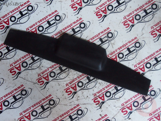 TOYOTA AURİS BAGAJ İÇ KAPLAMASI BAKALİTİ PLASTİĞİ-64790-0203