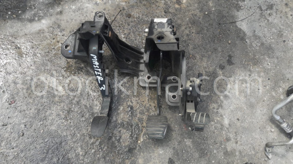 RENAULT MASTER 3 GAZ PEDALI ÇIKMA PARÇA