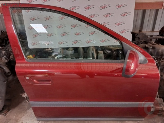 VOLVO V70 V60 V80 ÖN SAĞ  KAPI