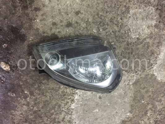 2005 model Kia siportaj sag far