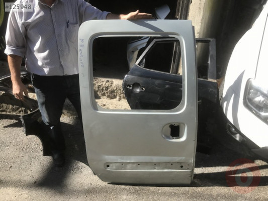 1998-2009 KANGOO SAĞ SÜRGÜLÜ KAPI RENAULT ORJİNALÇIKMA PARÇA