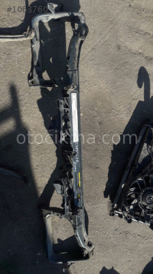 CHRYSLER 300 C ÖN PANEL ÇIKMA PARÇA