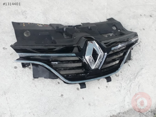 Renault megan 4 makyajlı ön panjur 2021 model