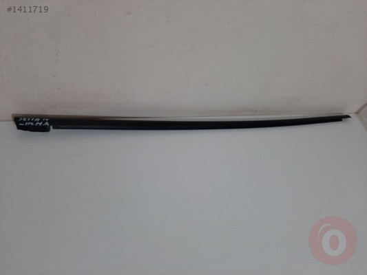 VOLKSWAGEN JETTA 4 SAĞ ÖN KAPI CAM SIYIRICI FİTİL ORJİ ÇIKMA