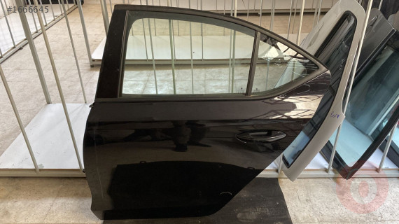 2021 SKODA OCTAVİA HATASIZ ORJİNAL ÇIKMA KAPILARI