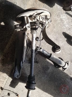 Mercedes W205 C180 Sağ Arka Rot Kolu Hatasız Orjinal Çıkma