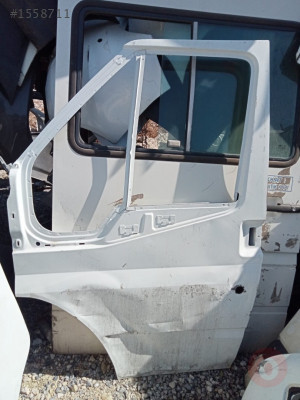 2008 model Fort transit ön sol kapı çıkma