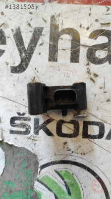 6977398 bmw 5 e60 airbag sensörü