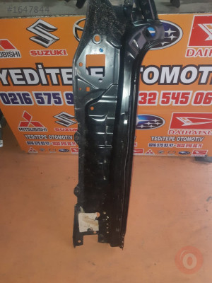 SUBARU XW ARKA PANEL SACI