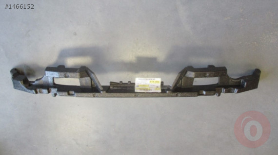 AUDİ A4 16-19 ÖN TAMPON DEMİRİ KÖPÜĞÜ  8W0807550A