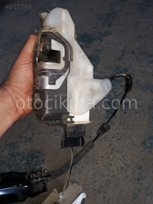 Citroen c5 sol ön kapı kilidi