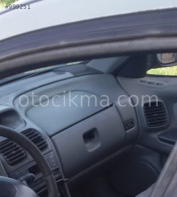 2001 model renault laguna 1 1.8 16v çıkma dolu torpido
