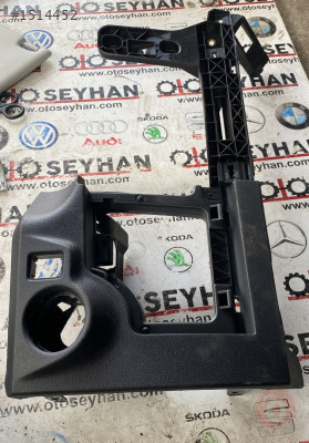 655857920 skoda scala 2020 direksiyon sol yan alt kaplaması
