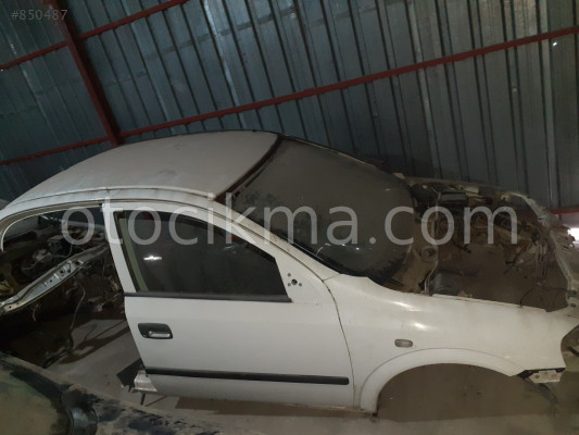 Opel astra kesme komple on orjinal cikma