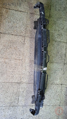 VW GOLF 7 HATASIZ ORJİNAL ÇIKMA ARKA TAMPON DEMİRİ