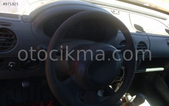 2003 model renault kangoo 1.9 çıkma direksiyon gövde