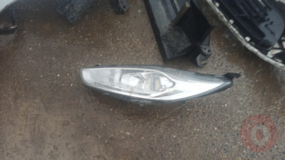 FORD FİESTA SOL MERCEKLİ LEDLİ FAR ÇIKMA ORİJİNAL 2013-17