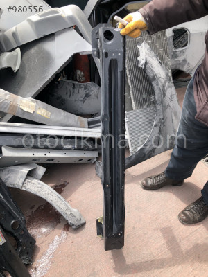 Clio 4 arka tampon demiri sıfır