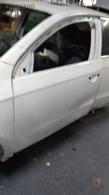 VOLKSWAGEN PASSAT 2012 2015 SOL ÖN KAPI 3AA831055