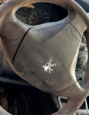 2009 model peugeot bipper 1.4 hdi çıkma direksiyon airbag
