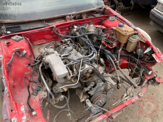 AUDİ 80 SU DEPOSU ORİJİNAL ÇIKMA 1993 MODEL