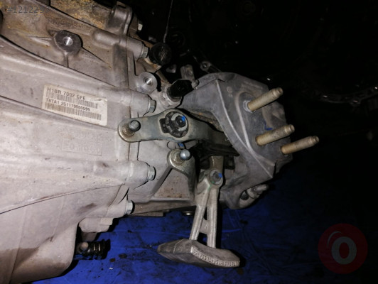 FORD COURİER 6 İLERİ ŞANZIMAN H1BR 7002 ÇIKMA ORİJİNAL 18-20