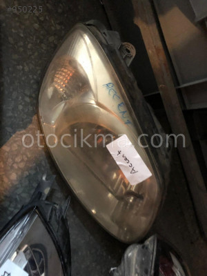 Hyundai Accent 2004 Ön Sağ Far hatasız orjinal çıkma