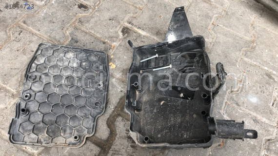 FORD FOCUS BEYIN KUTUSU VE KAPAĞI AV61 12A532 -AV61 12A659
