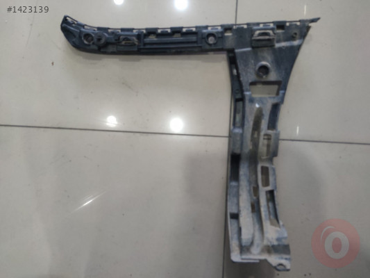 Mercedes C Serisi W205 Arka Tampon Braketi Sol