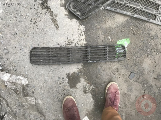 1998-2000 POLO ÖN TAMPON IZGARASI VOLKSWAGEN ORJİNAL ÇIKMA