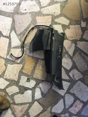 Opel corsa c ön cam ızgarası