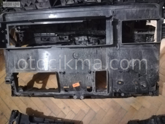 RENAULT MEGAN ÖN PANEL