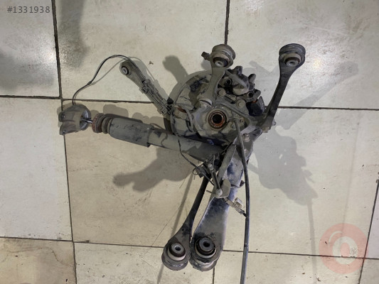 BMW F20 116 118 ÇIKMA ORJİNAL ARKA TAŞIYICI