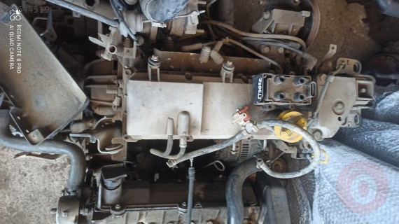 Clio ve solenza uyumlu 1.4 8 valf çıkma motor