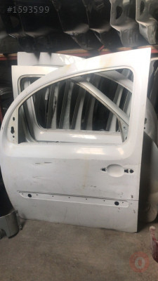 Renault Kango Sol Ön Kapı