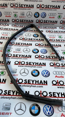 1J4837432 volkswagen bora sağ ön kapı cam çerçeve fitili