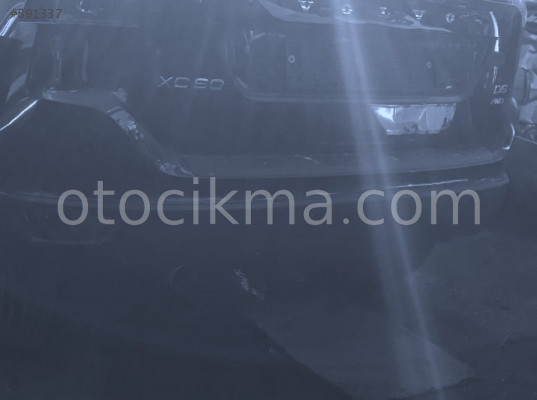 2010 VOLVO XC60 ÇIKMA SİSLİ ARKA TAMPON.