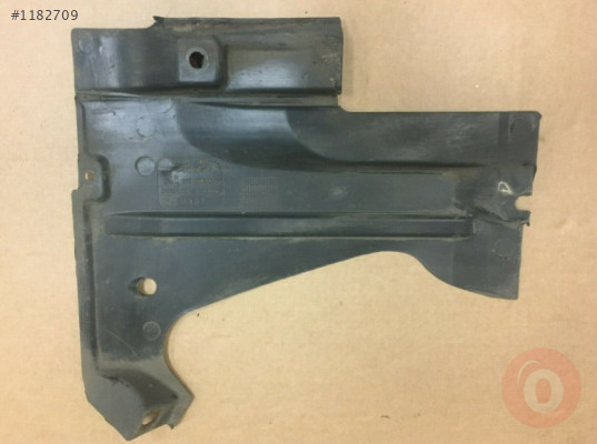 AUDİ A6 05-11 TABAN ALT UÇ MUHAFAZA (KÜÇÜK) SOL 4F0825215E