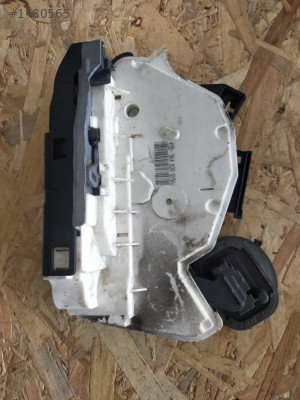 TİGUAN ALLSPACE KAPI KİLİDİ ARKA SOL 5K4839015Q 5K4839015AF