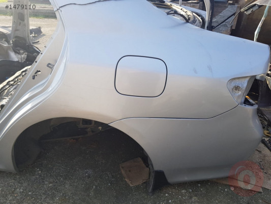 Toyota Corolla Sol Arka Çamurluk Orjinal Çıkma