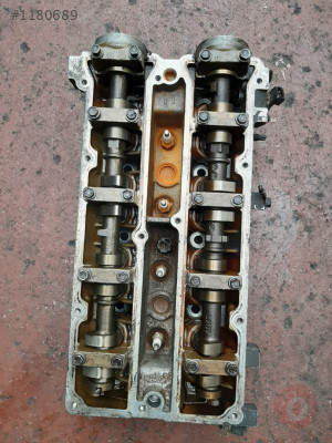 FORD FİESTA 1.25  BENZİNLİ silindir kapak