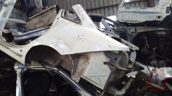 çıkma parça fiat linea arka çamurluk
