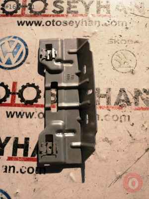 1K0858687A volkswagen golf 5 tavan tutamağı bağlantı demiri