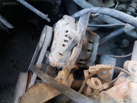 Mazda 626 sarz dinamosu