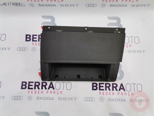 VOLKSWAGEN CADDY TORPİDO KAPAĞI 2K1857919
